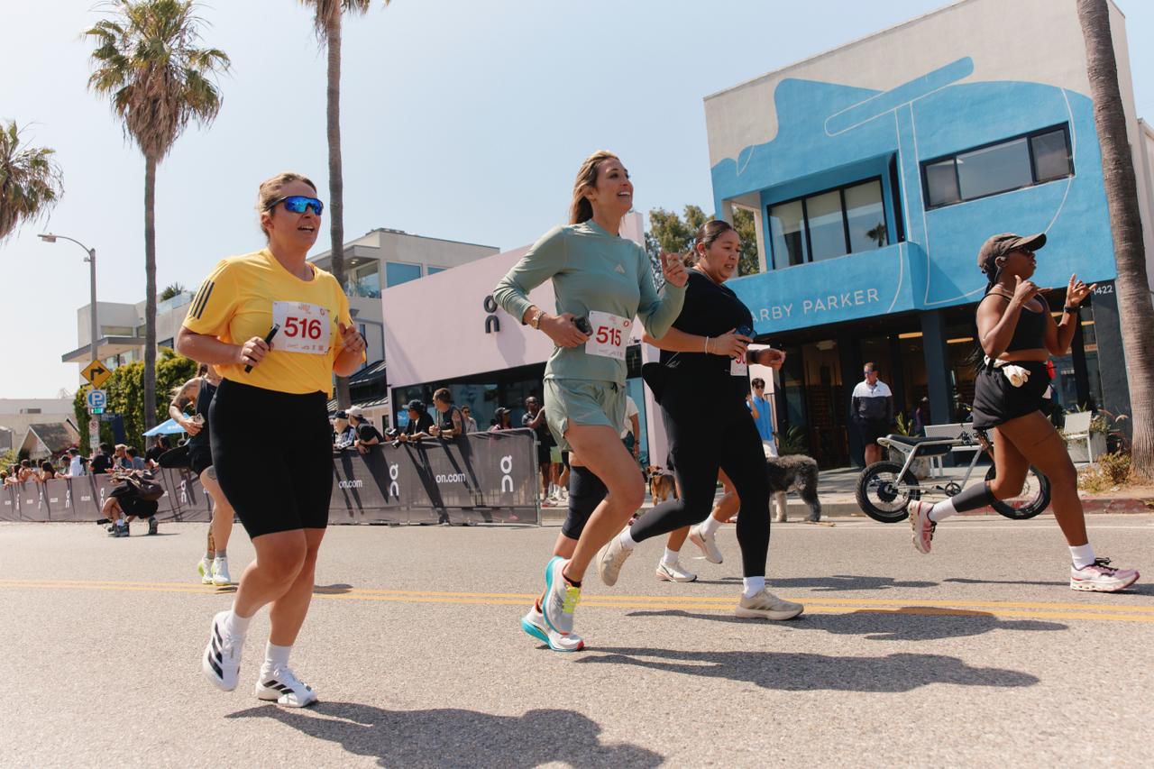 Dr. Lean running the On Venice Mile in Venice Beach, 2025